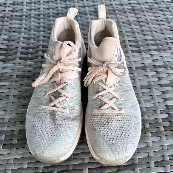 Nike Metcon Flyknit 3 Running Shoe Sneaker Womens 12 Matte Silver Guava Ice BQ87 - Picture 7 of 11